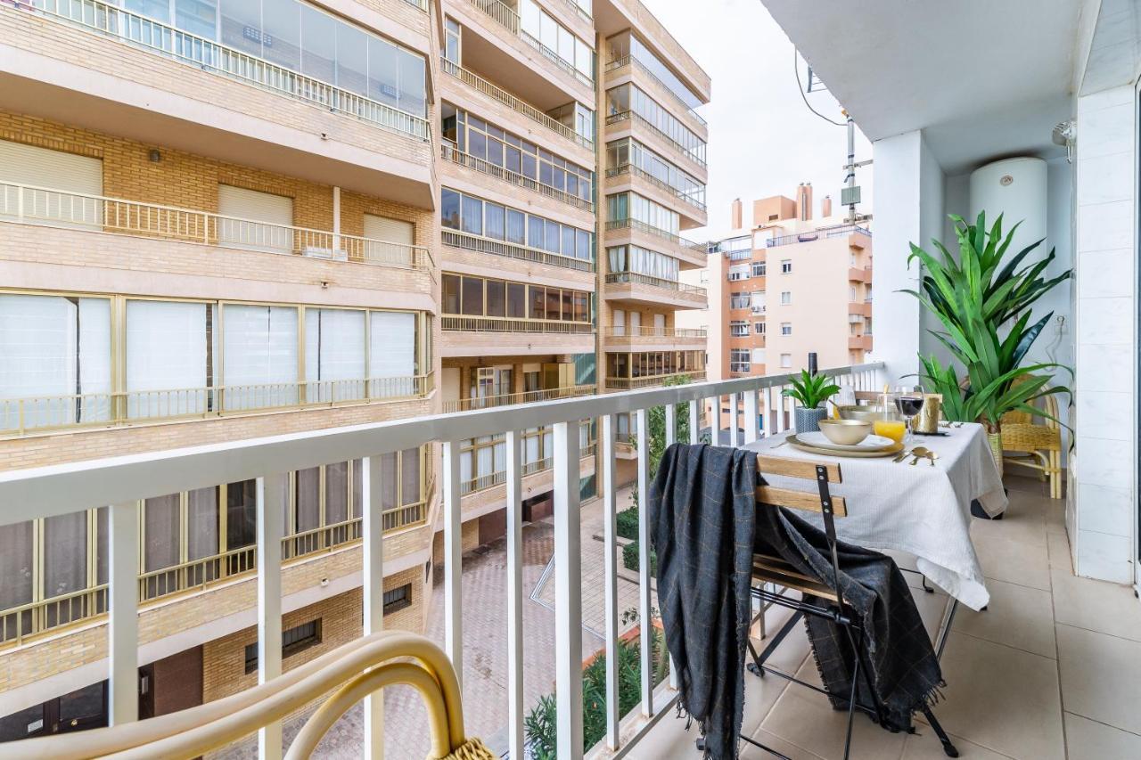 Fuengirola Paseo Maritimo Deluxe Apartment By The Beach المظهر الخارجي الصورة